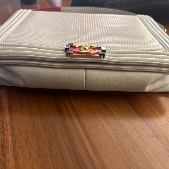 Chanel cube embossed large boy bag - Picture 3 of 7